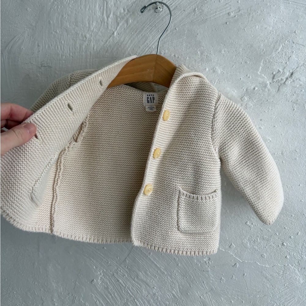 BABY GAP 3-6 months - Picture 4 of 5
